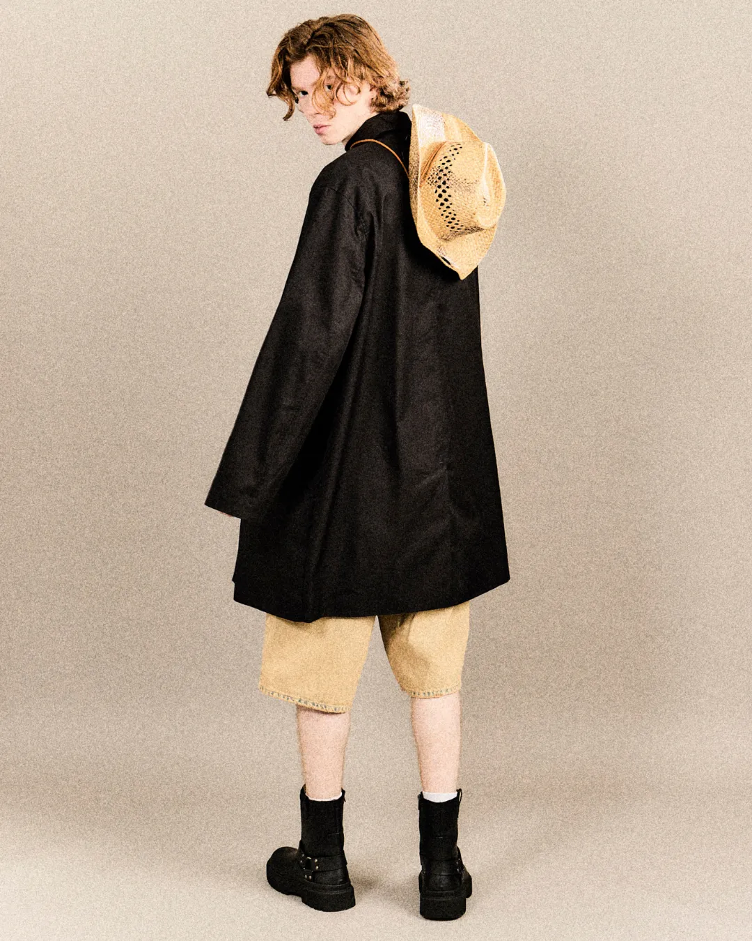 GOLDEN BOY — photo 6