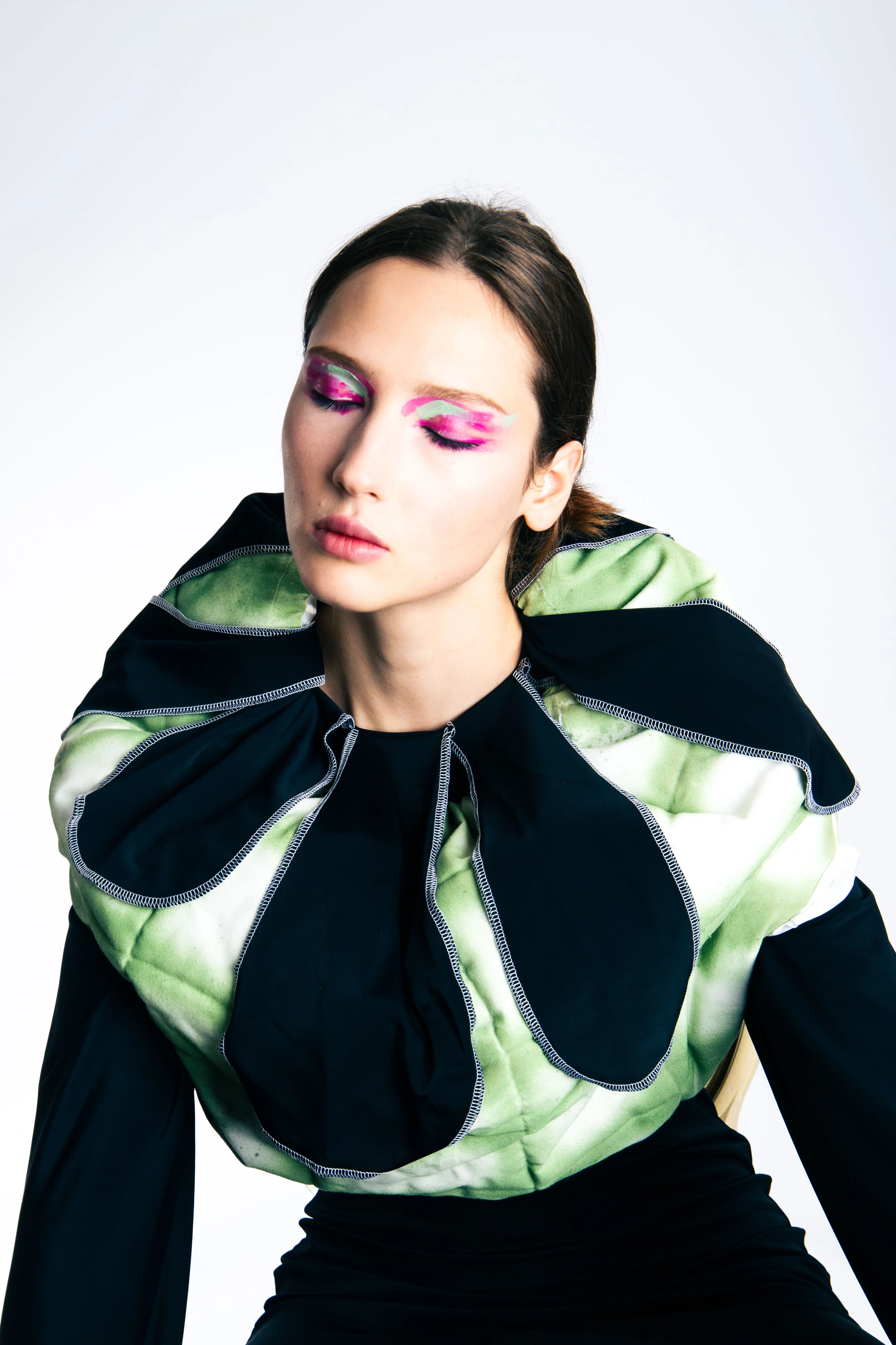 NEON BLOOM — photo 2