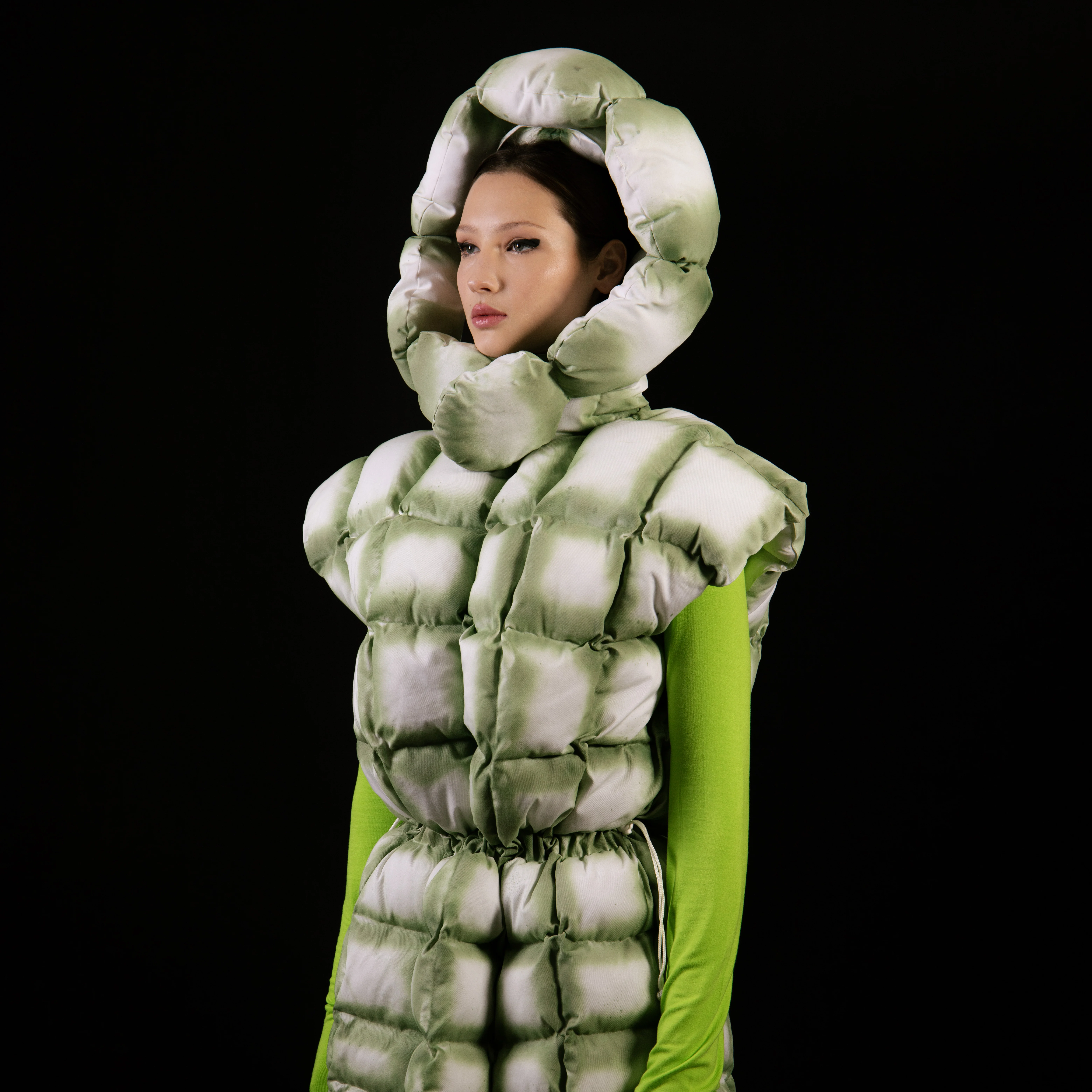 NEON BLOOM — photo 6